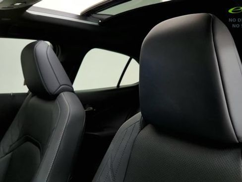 Used 2025 Lexus UX 300h FWD image 48