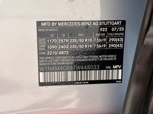 Used 2026 Mercedes-Benz GLB 250 image 27