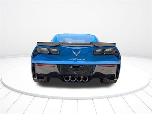 Used 2015 Chevrolet Corvette Z06 w/ 3LZ Preferred Equipment Group image 5