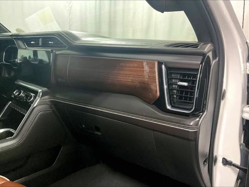 Used 2023 GMC Sierra 1500 Denali Ultimate image 13