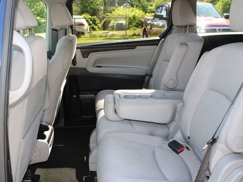 Used 2019 Honda Odyssey EX image 12