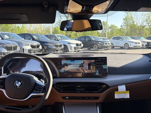 Used 2026 BMW 330i xDrive Sedan image 28