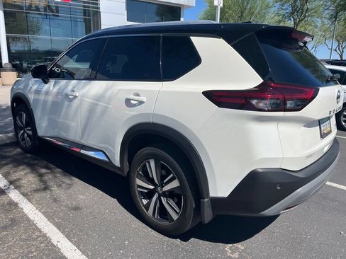 Certified 2021 Nissan Rogue SL w/ Premium Package FWD image 5