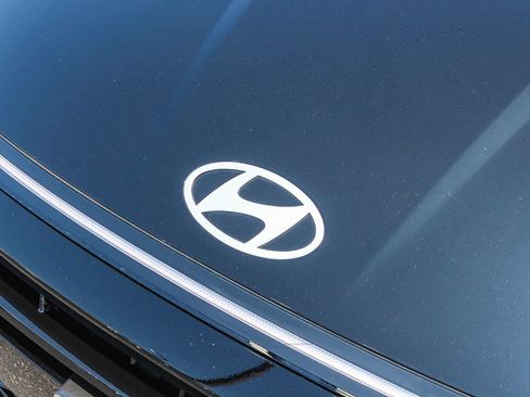 Certified 2025 Hyundai Sonata SE FWD image 14
