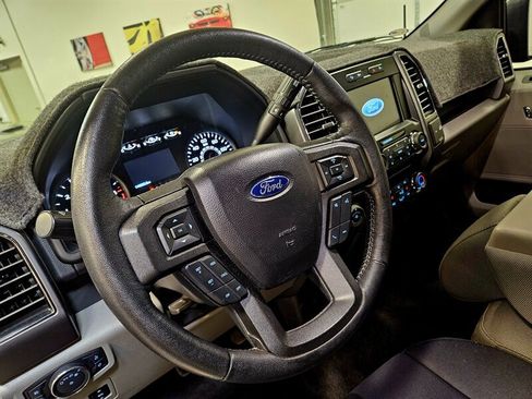 Used 2018 Ford F150 XLT w/ Equipment Group 302A Luxury image 31