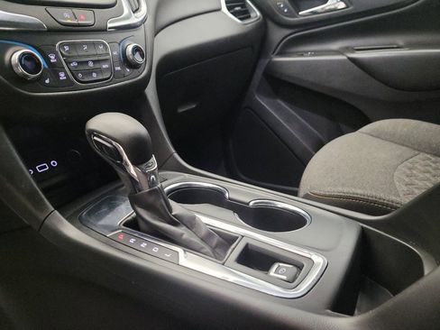 Used 2024 Chevrolet Equinox LT FWD image 26