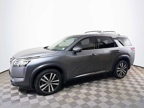 Certified 2024 Nissan Pathfinder Platinum AWD/4WD image 1