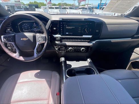 Used 2025 Chevrolet Silverado 3500 LTZ w/ LTZ Plus Package AWD/4WD image 16