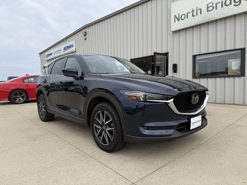 Used 2017 MAZDA CX-5 Grand Touring AWD/4WD image 1