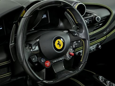 Used 2021 Ferrari F8 Tributo RWD image 24