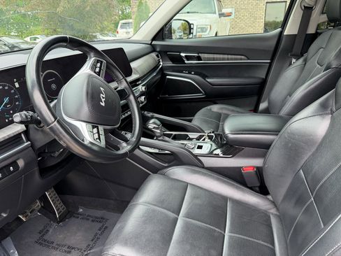 Used 2023 Kia Telluride SX image 9