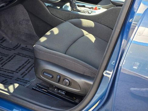 Used 2024 Chevrolet Malibu LT image 21