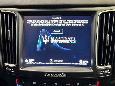 Used 2019 Maserati Levante S GranLusso AWD/4WD image 37
