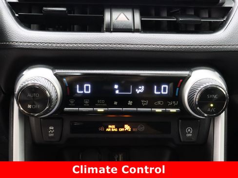 Used 2024 Toyota RAV4 XLE image 20