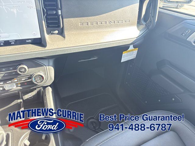 New 2026 Ford Bronco Badlands AWD/4WD image 23