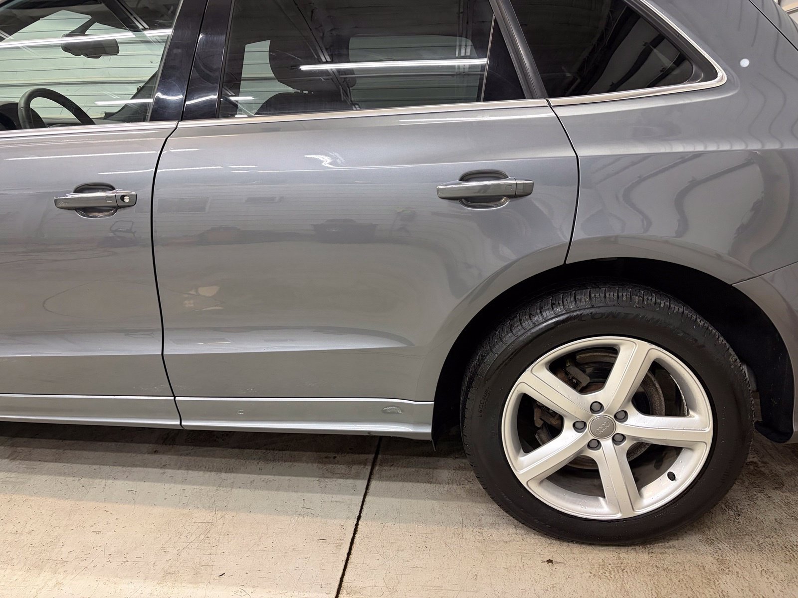 Used 2017 Audi Q5 2.0T Premium Plus w/ Technology Package AWD/4WD image 8