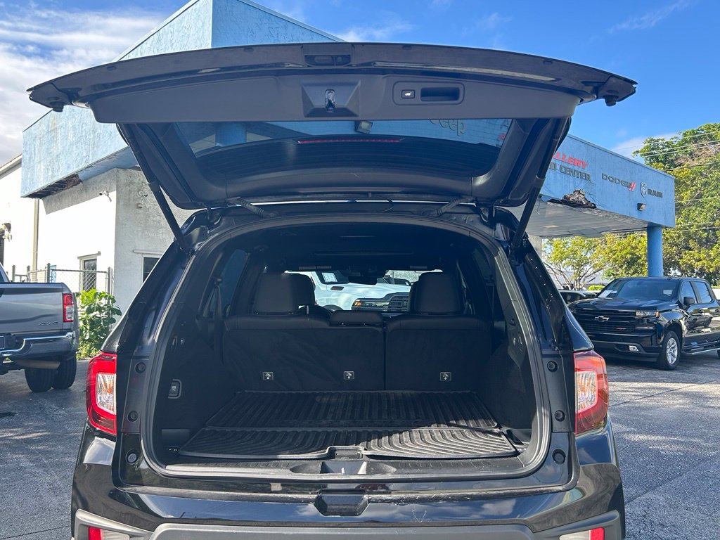 Used 2025 Honda Passport Black Edition image 35