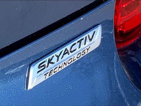 Used 2019 MAZDA MX-5 Miata RF Grand Touring image 26