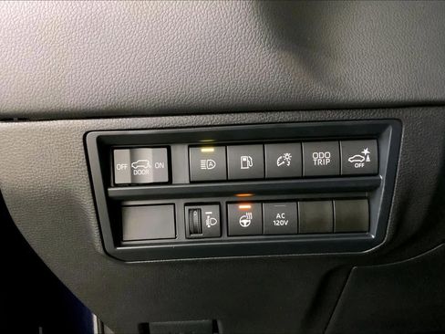 Used 2024 Toyota Sequoia Limited image 33