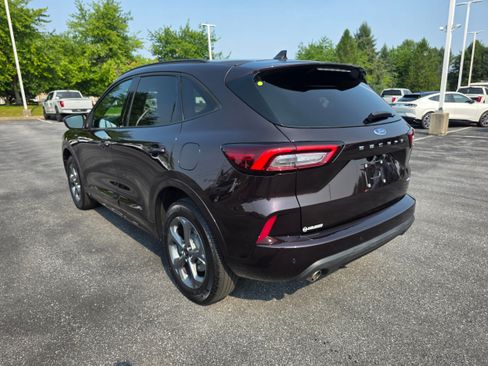 Used 2023 Ford Escape ST-Line Select w/ Tech Pack #2 AWD/4WD image 3