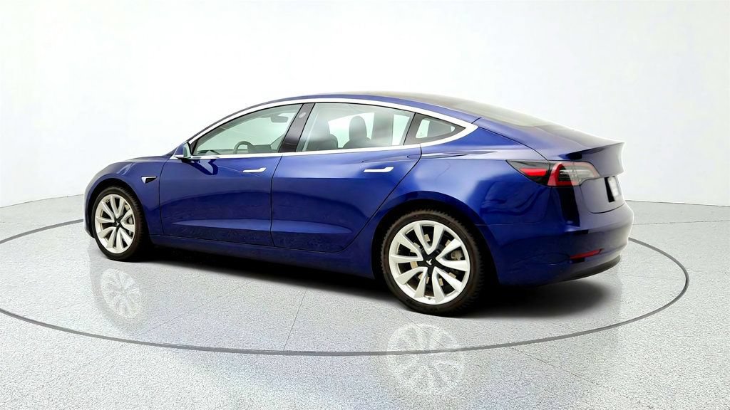 Used 2018 Tesla Model 3 Long Range RWD image 7