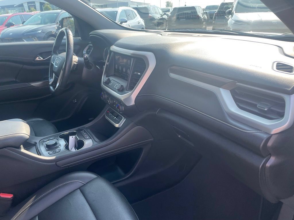 Used 2021 GMC Acadia SLT FWD image 31