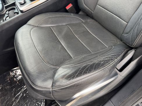 Used 2015 Mercedes-Benz GL 550 4MATIC image 5