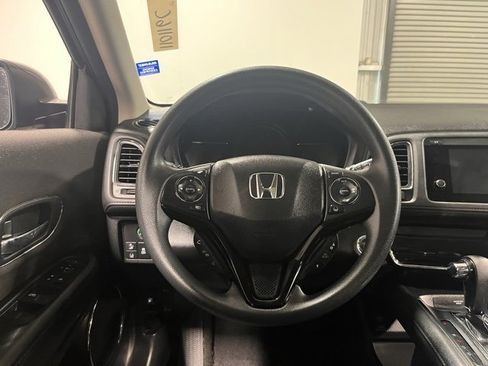 Used 2019 Honda HR-V EX image 21