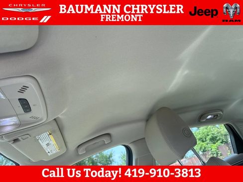 Used 2017 Buick LaCrosse FWD image 21