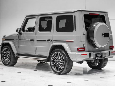 Used 2025 Mercedes-Benz G 63 AMG 4MATIC image 7