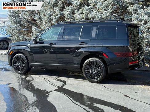 Used 2026 Hyundai Santa Fe Calligraphy image 5