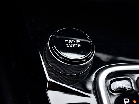 Certified 2024 Kia Seltos S image 26