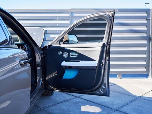 Used 2025 Rolls-Royce Ghost image 20