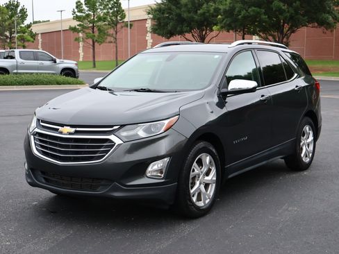 Used 2019 Chevrolet Equinox Premier FWD image 27
