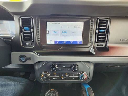 Used 2022 Ford Bronco Black Diamond AWD/4WD image 26