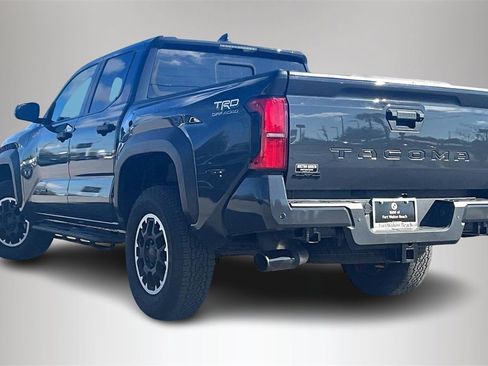 Used 2024 Toyota Tacoma TRD Off-Road w/ TRD Off Road Upgrade Package image 4