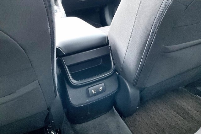 Used 2020 Subaru Outback Premium AWD/4WD image 10
