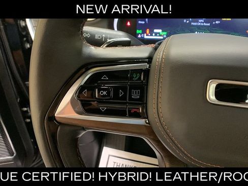 Used 2022 Jeep Grand Cherokee Summit AWD/4WD image 39