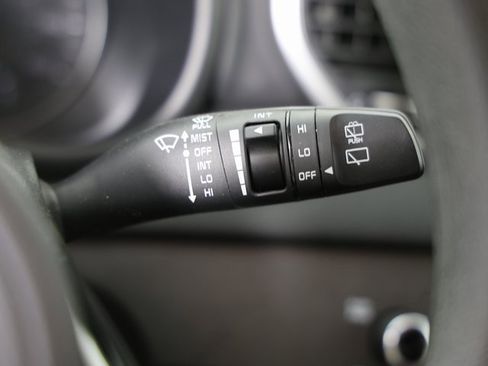 Used 2020 Kia Sportage LX image 9