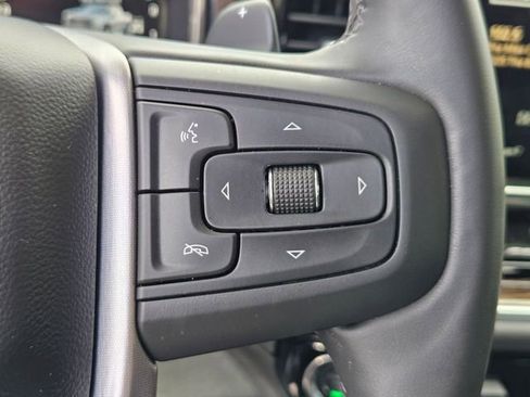Used 2025 GMC Sierra 1500 Elevation w/ Elevation Premium Package AWD/4WD image 13