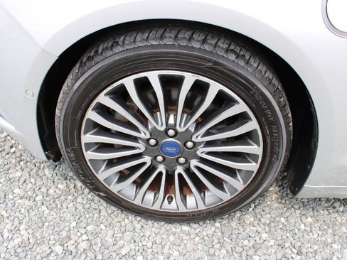 Used 2017 Ford Fusion Energi Titanium FWD image 26