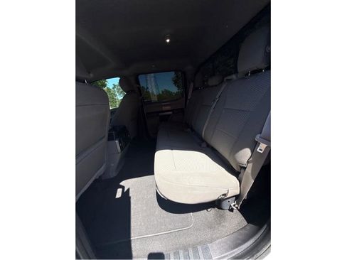 Used 2019 Ford F150 XLT w/ Equipment Group 302A Luxury AWD/4WD image 16
