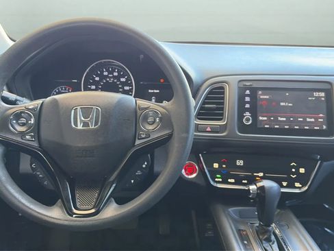 Used 2019 Honda HR-V EX image 10
