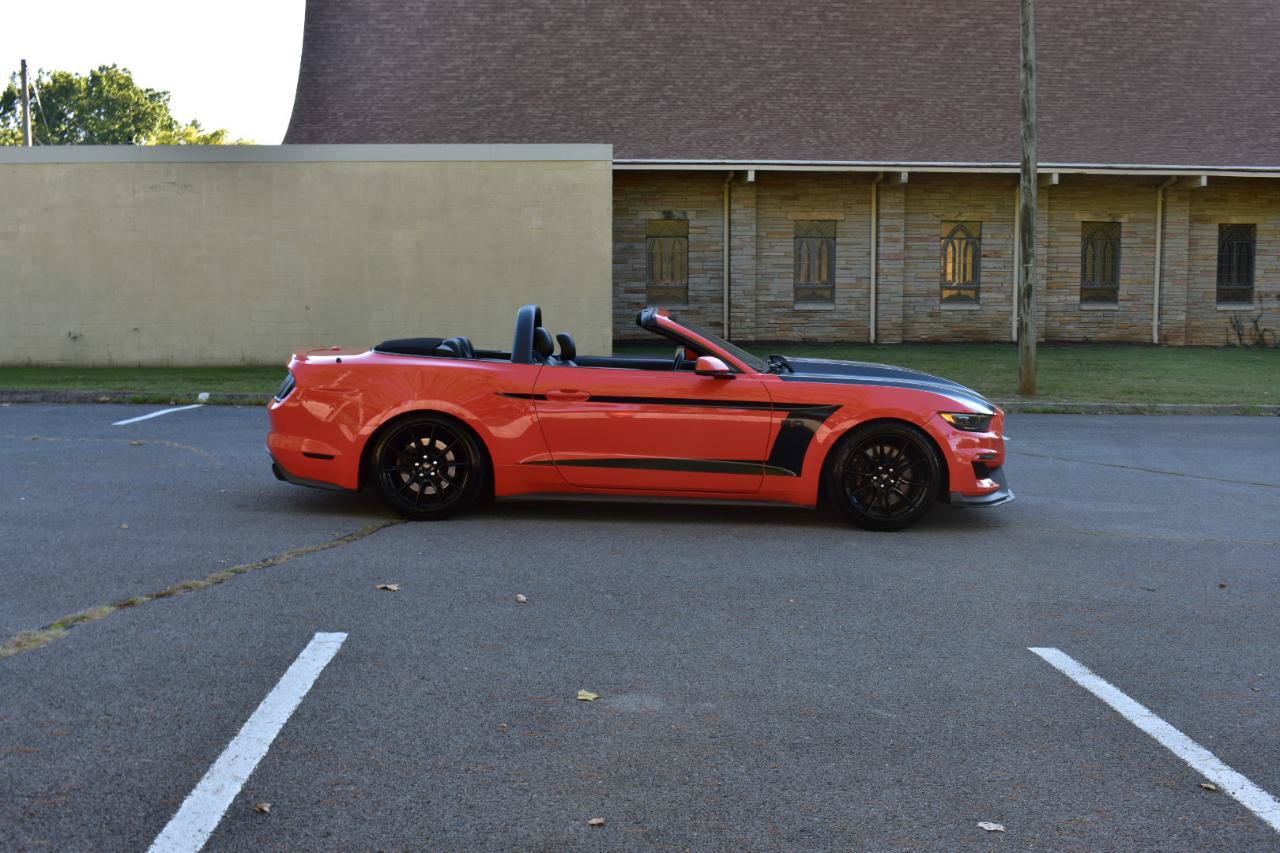 Used 2015 Ford Mustang GT Premium w/ Equipment Group 401A RWD image 9
