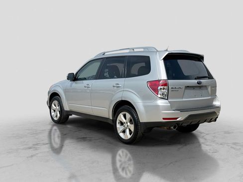 Used 2011 Subaru Forester 2.5XT Touring w/ Popular Equipment Group 1B AWD/4WD image 4
