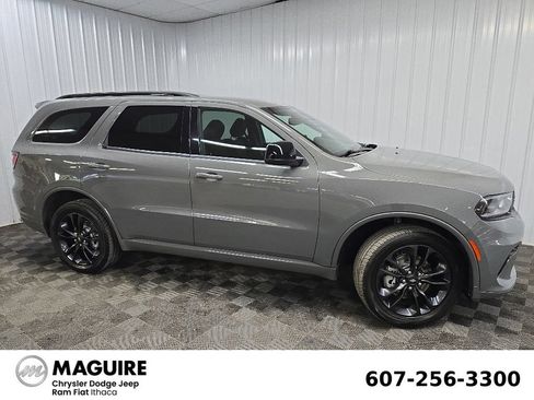 Used 2023 Dodge Durango GT AWD/4WD image 1