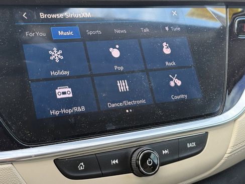 Used 2020 Buick Encore GX Essence w/ Experience Buick Package image 20