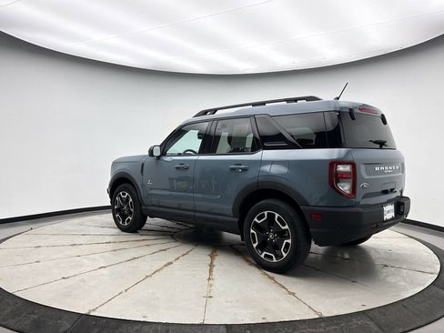 Used 2023 Ford Bronco Sport Outer Banks image 3