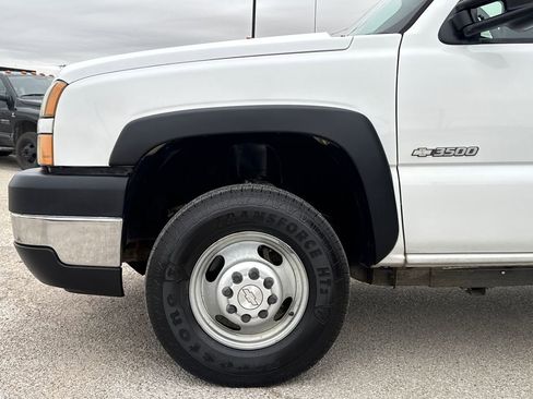 Used 2006 Chevrolet Silverado 3500 2WD Regular Cab image 5