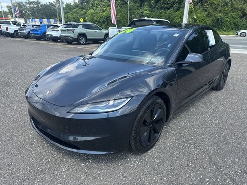 Used 2024 Tesla Model 3 Long Range AWD/4WD image 12